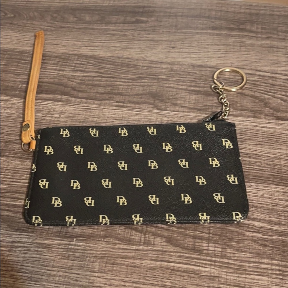 Dooney & Bourke wristlet